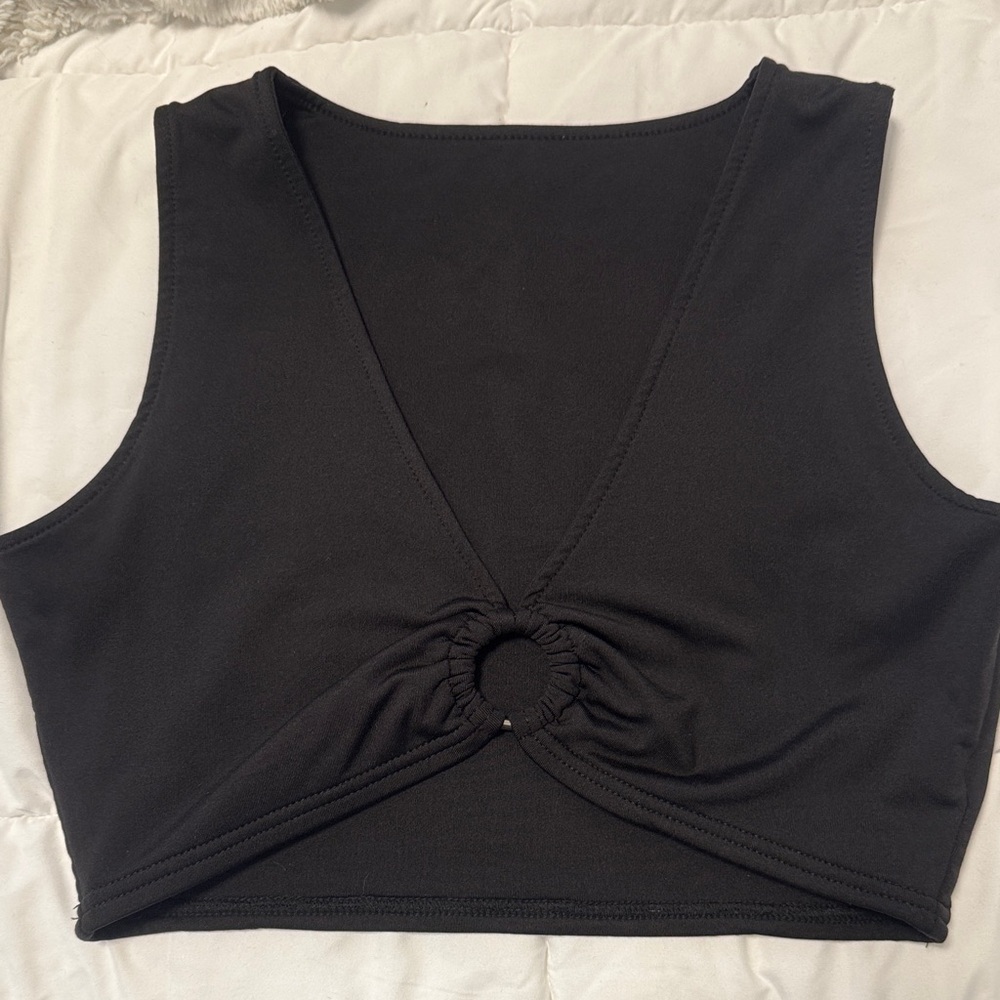 Black Sleeveless Crop Top